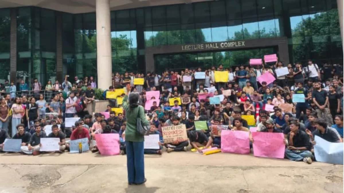 IIT Delhi Students Expand Protest