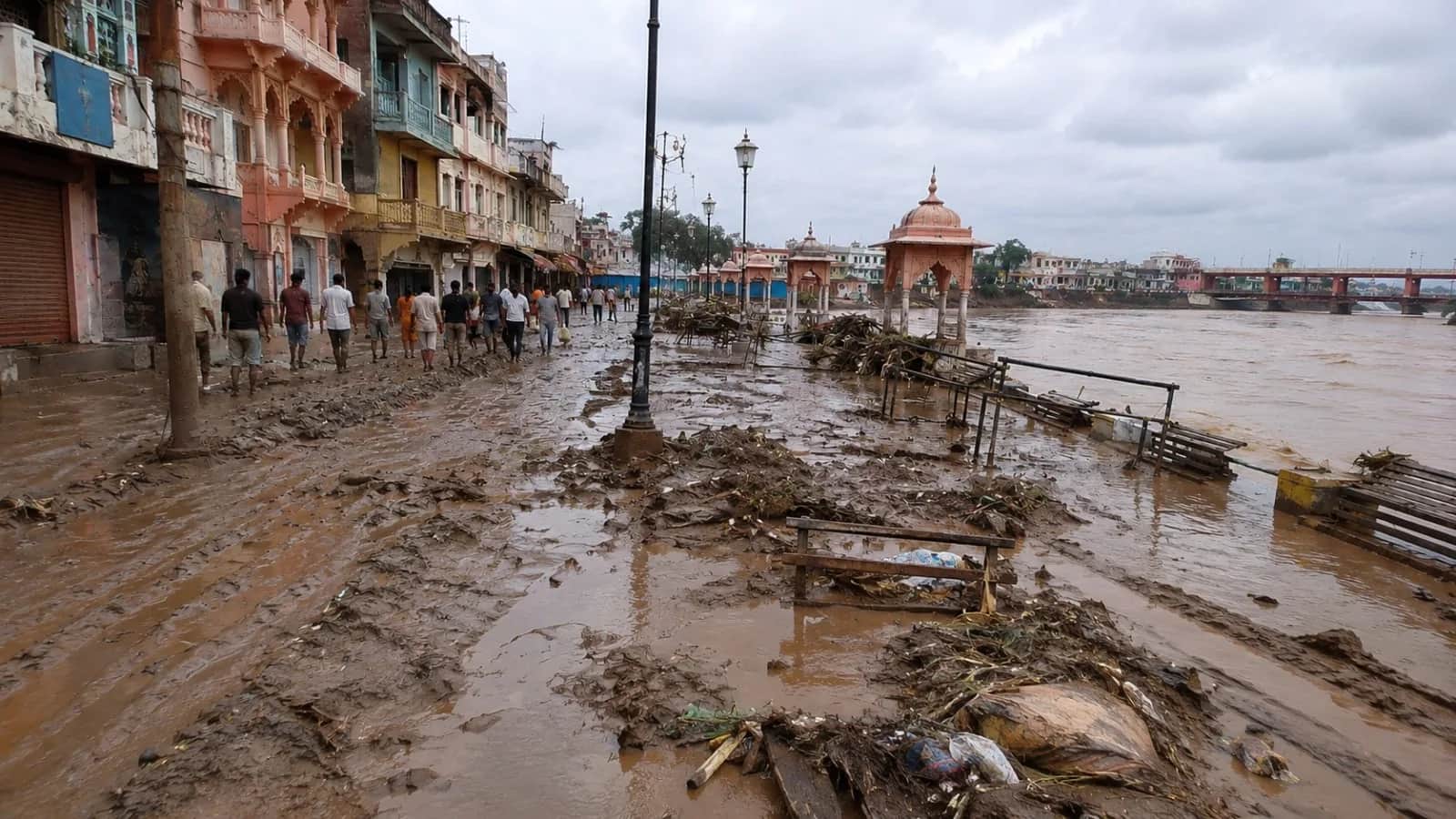 चित्रकूट में बाढ़ का दृश्य