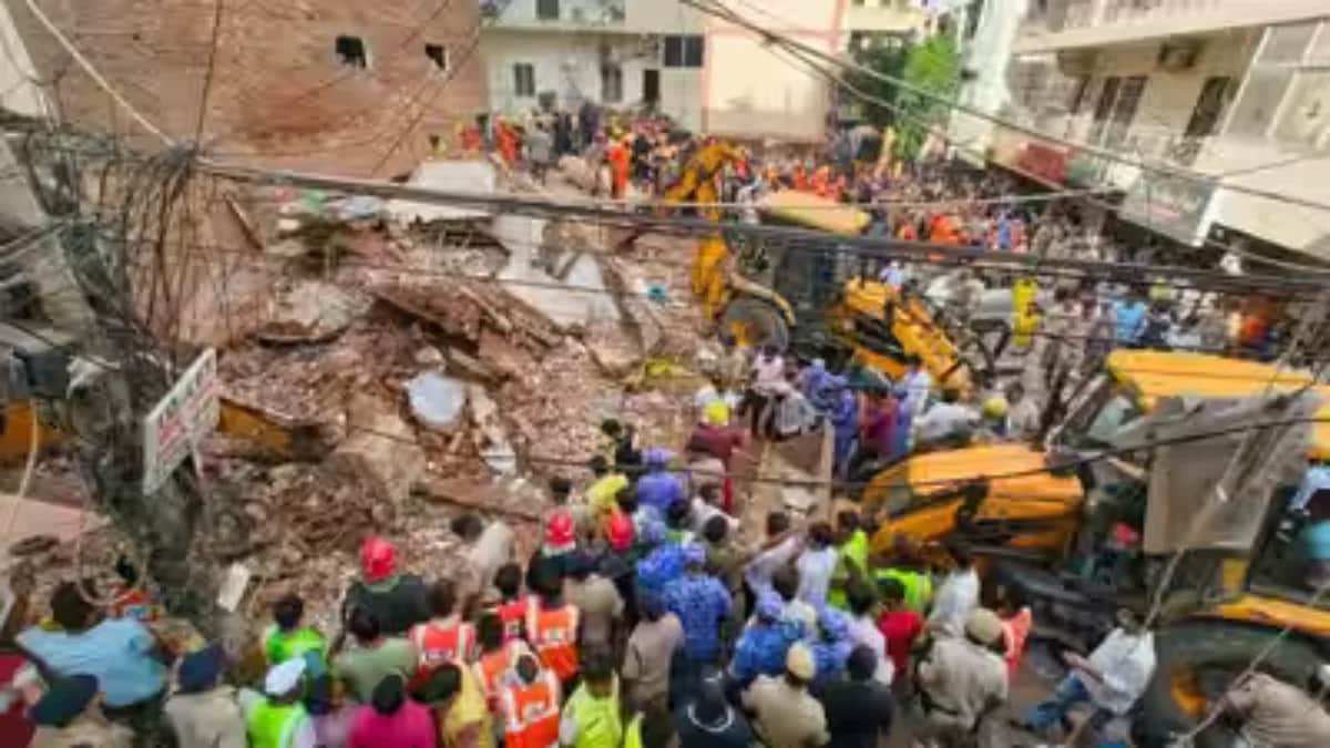 Delhi Building Collapse Leaves Six Dead