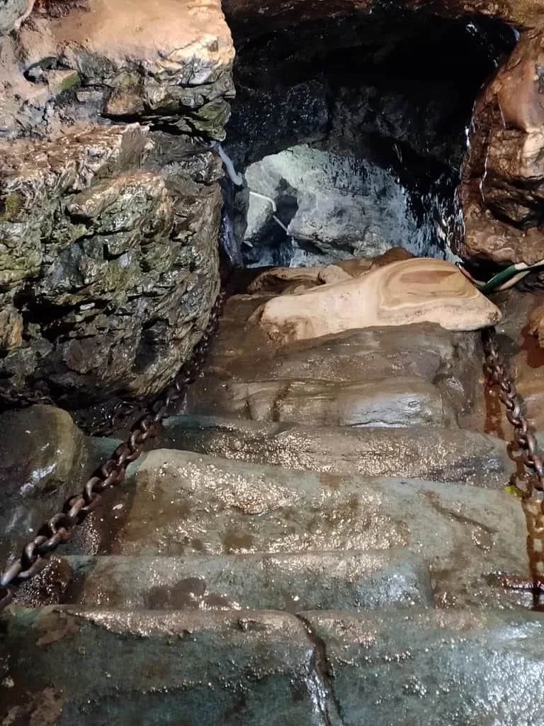 Patal Bhuvaneshwar